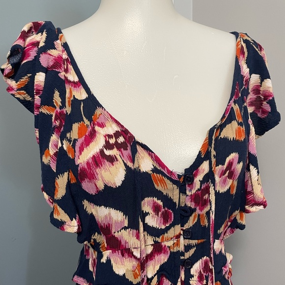 🚨 Band of gypsies Ruffle open front midi floral dress - Picture 8 of 8